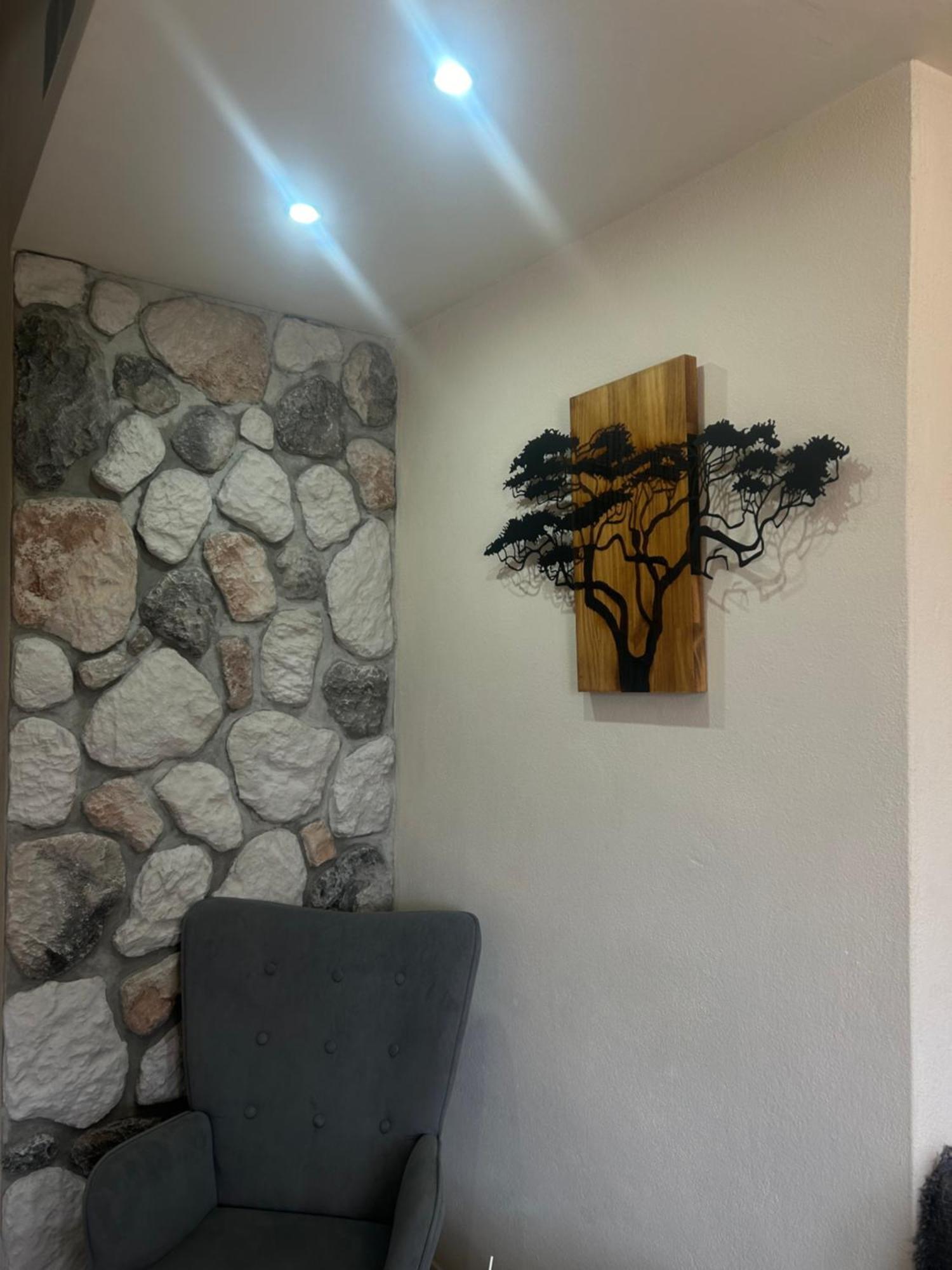 Catch N Relax Apartment *